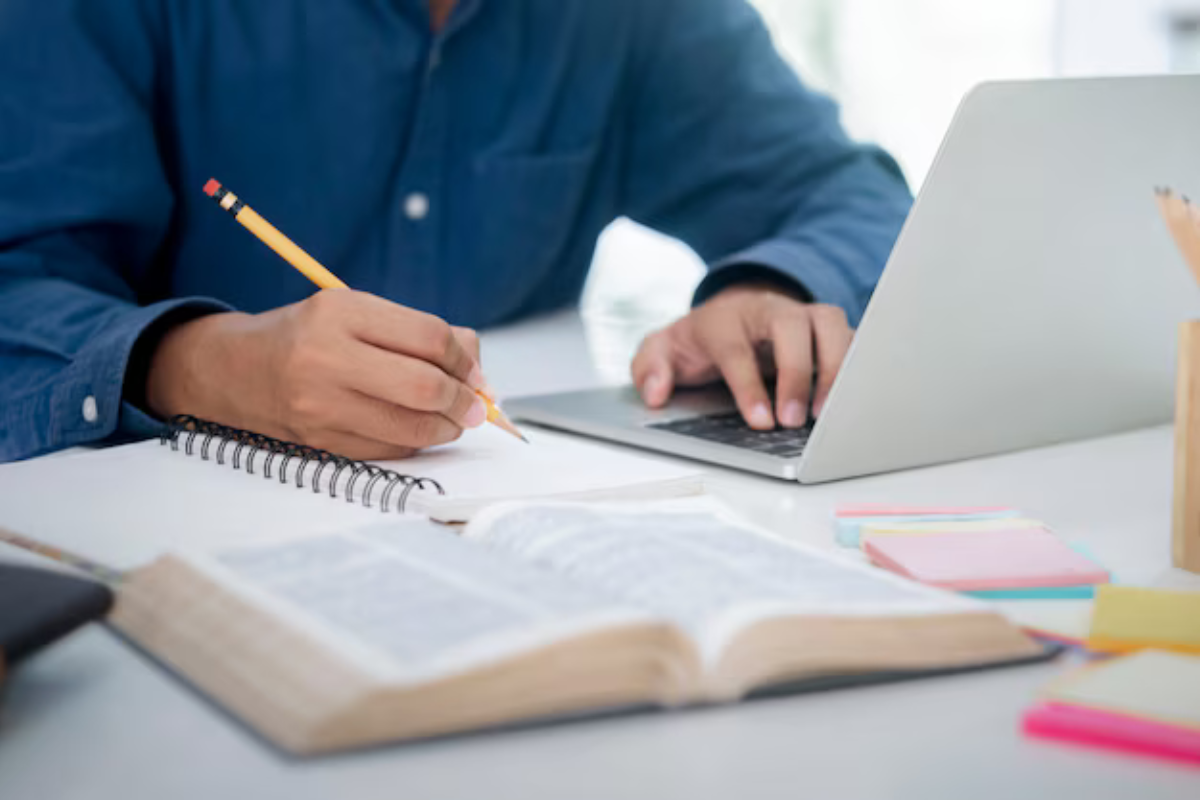 How Myeclass Makes Online Learning Easier and More Effective