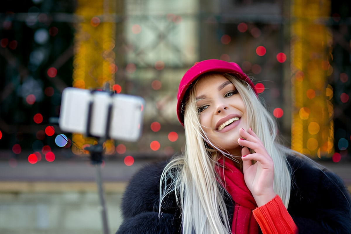 Exploring the Digital Influence and Impact of Sydneebeeyxo